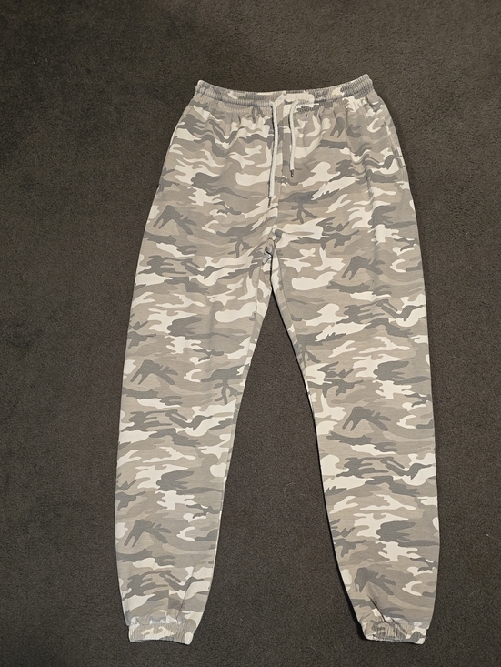Pants - Gray Camo Jogger Sweatpants